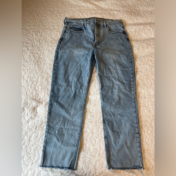 Old Navy extra high rise sky-high straight jeans - Picture 1 of 4